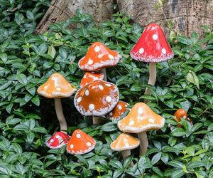 Speckled Mushroom Stake Medium