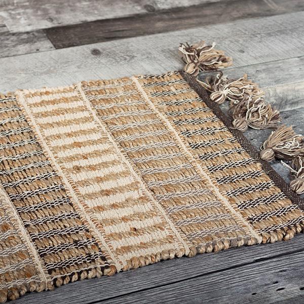 Brown Jute and Cotton Rug With Tassels